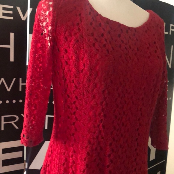 Brand is Rabbit, Rabbit, Rabbit . It’s dark red . - Picture 4 of 5